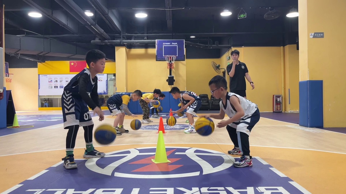 篮球私教1v1训练视频少儿